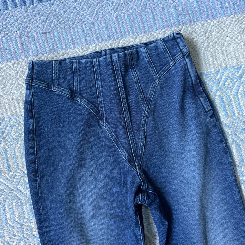 Good American | NWOT Good Legs Flare Compression Jeans - Picture 6 of 9